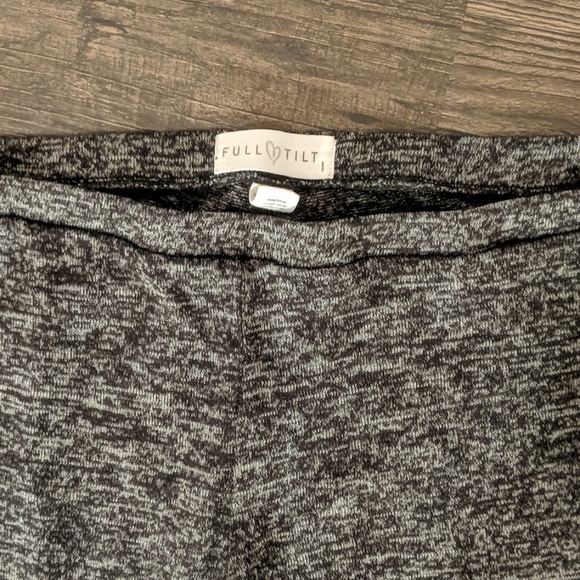 Pants - Picture 2 of 3